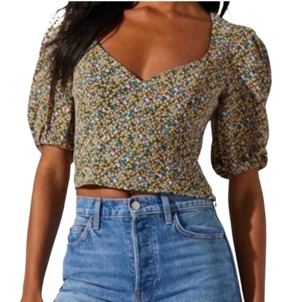ASTR The Label V-Neck Bubble Sleeve Size Small
